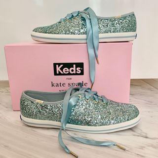 sparkly blue keds
