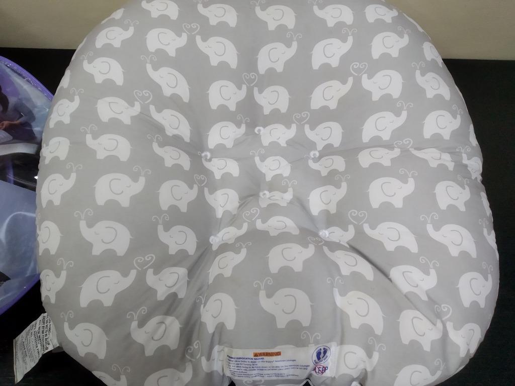 Newborn Lounger, Elephant Love Gray