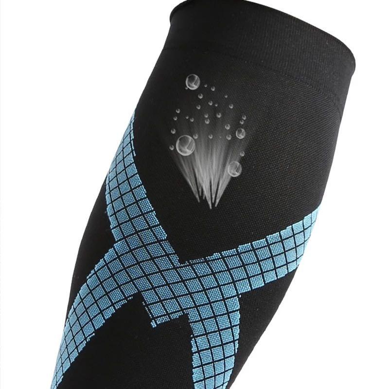 Calf compression (Category: Braces, Support & Protection) located in Singapore. Submitted by prunejuice17 (Listing ID 1060974039, Image 4). Description: Why use a protective calf sleeve? The calf muscles shake is prone to cramps when running You can compression calf muscles after wearing the compression calf Sleeve Turn on sport protection mode Protection leg muscles Let you run farther and run longer Able to give discount if more than 1 is purch