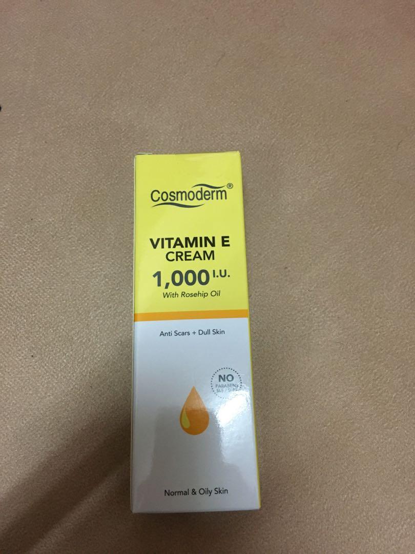 cosmoderm moisturiser
