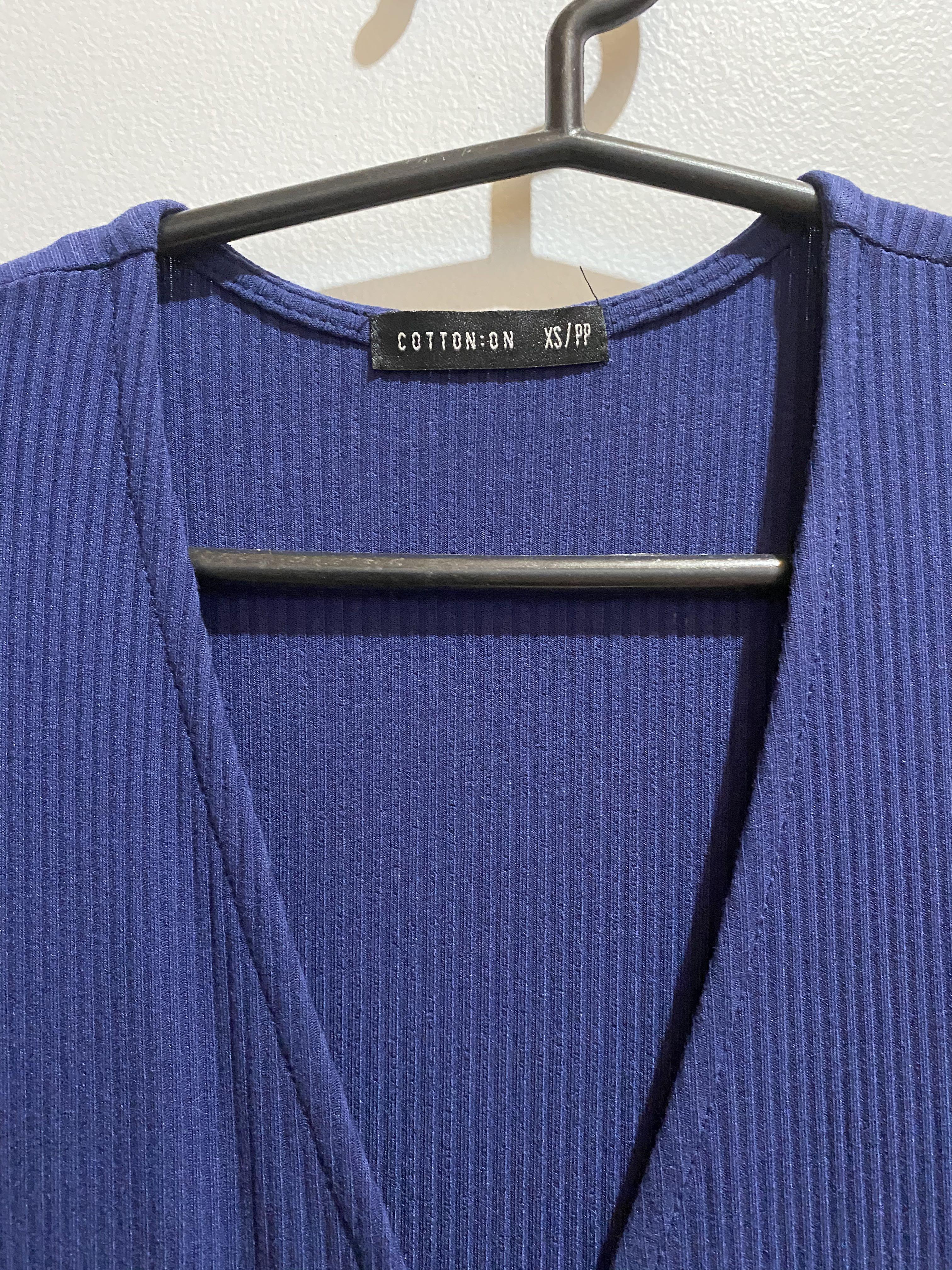 Cotton on navy blue dress (Category: Dresses) located in Cabuyao City. Submitted by texcyann (Listing ID 1060949967, Image 3). Description: .