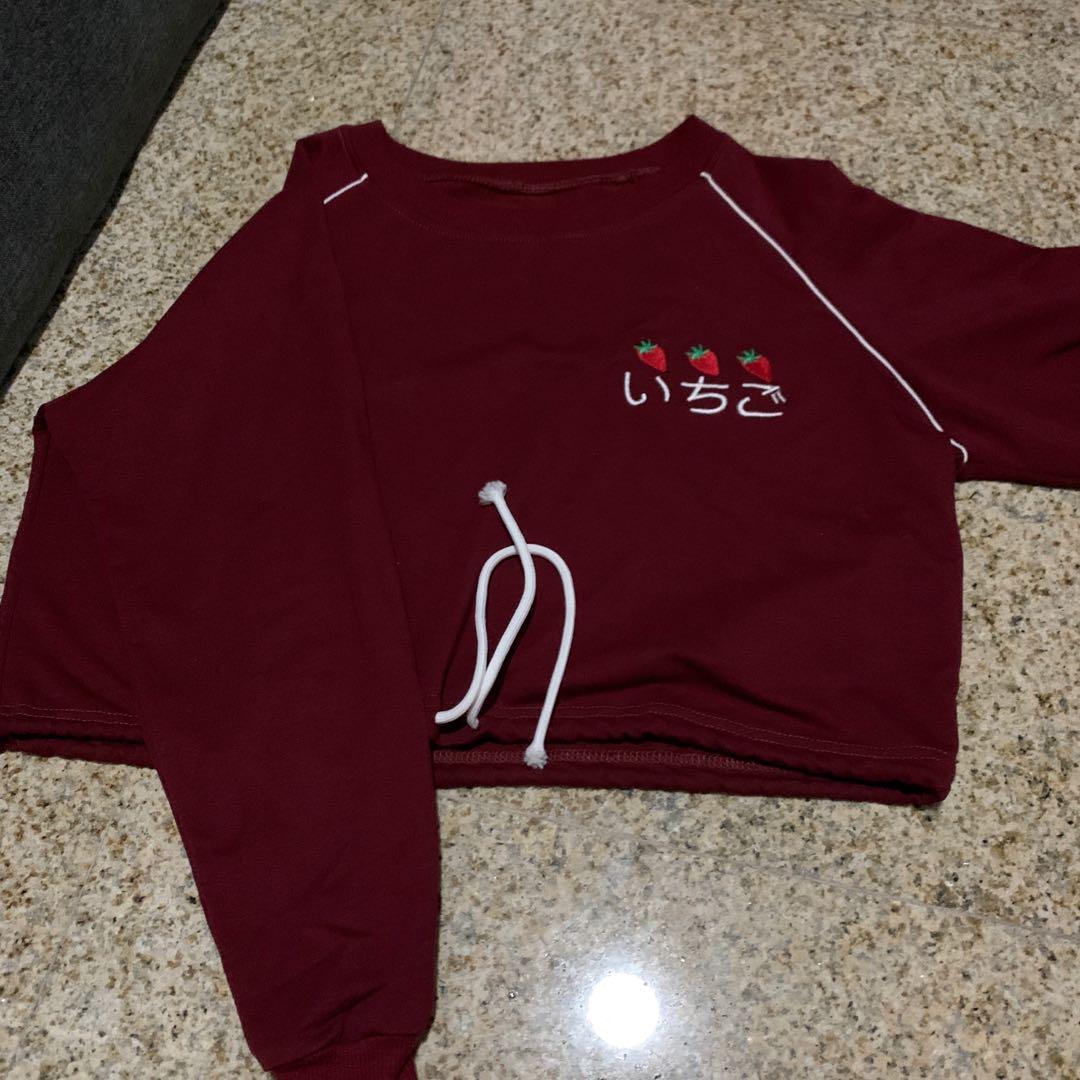 cute maroon tops