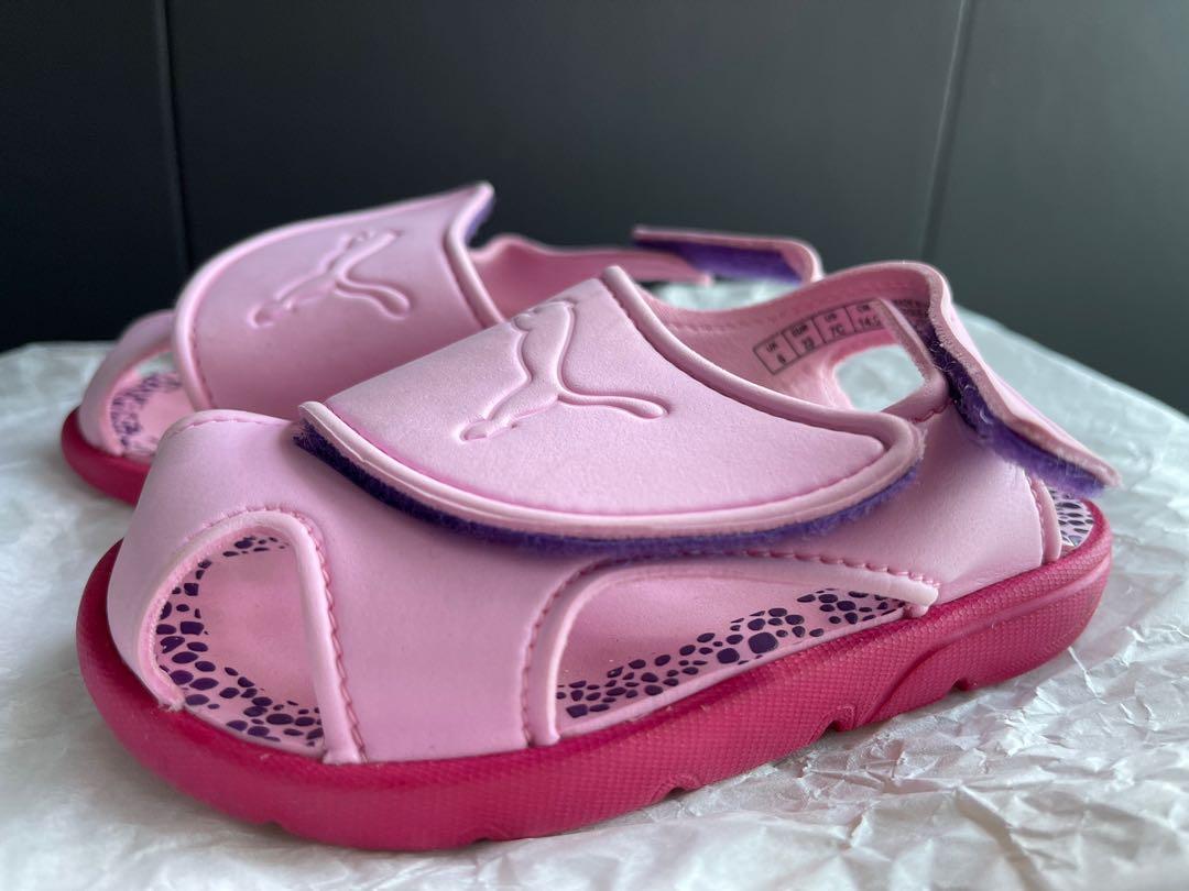 FIRE SALE PUMA Pink Size 7C kids Summer Sandal