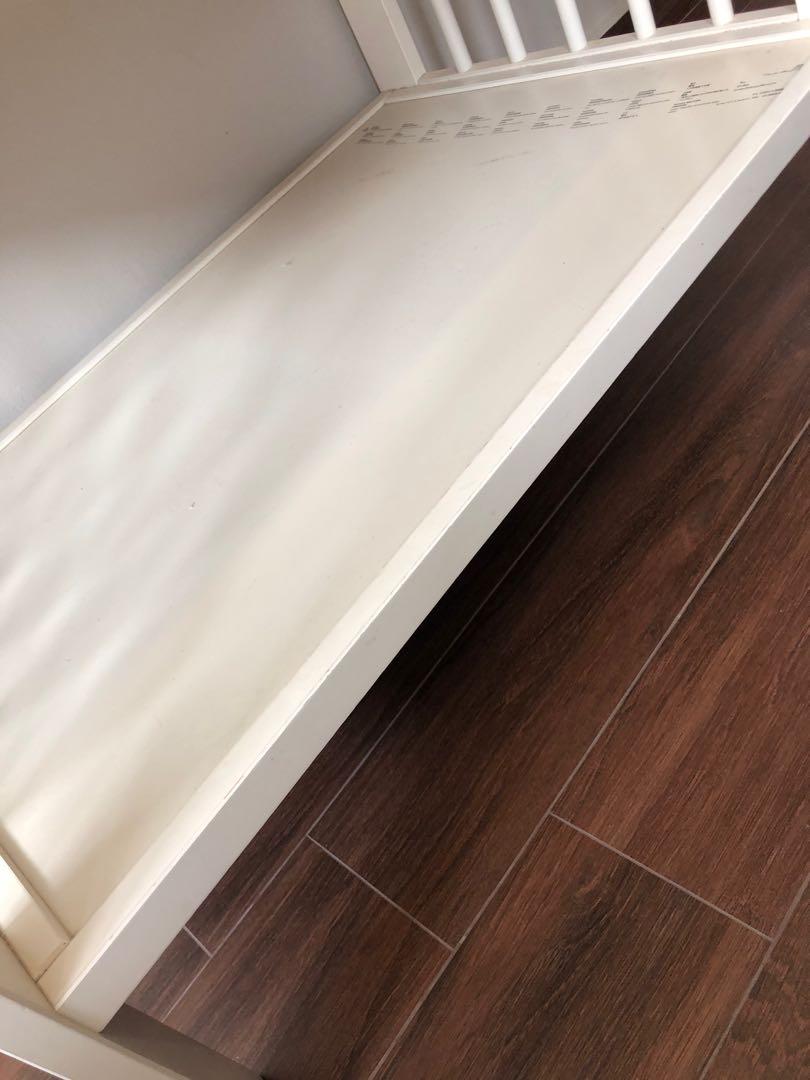 IKEA GULLIVER Changing Table, White, Babies & Kids, Bathing & Changing