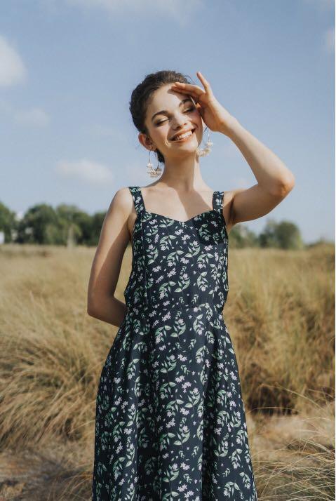 ilo the label - Lyra Tie Back Maxi Dress (Jasmine Black ...