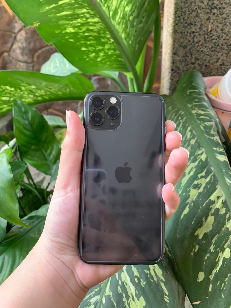 RUSH!!!!!! Iphone X ( iphone x into 11 pro appearance), Mobile Phones