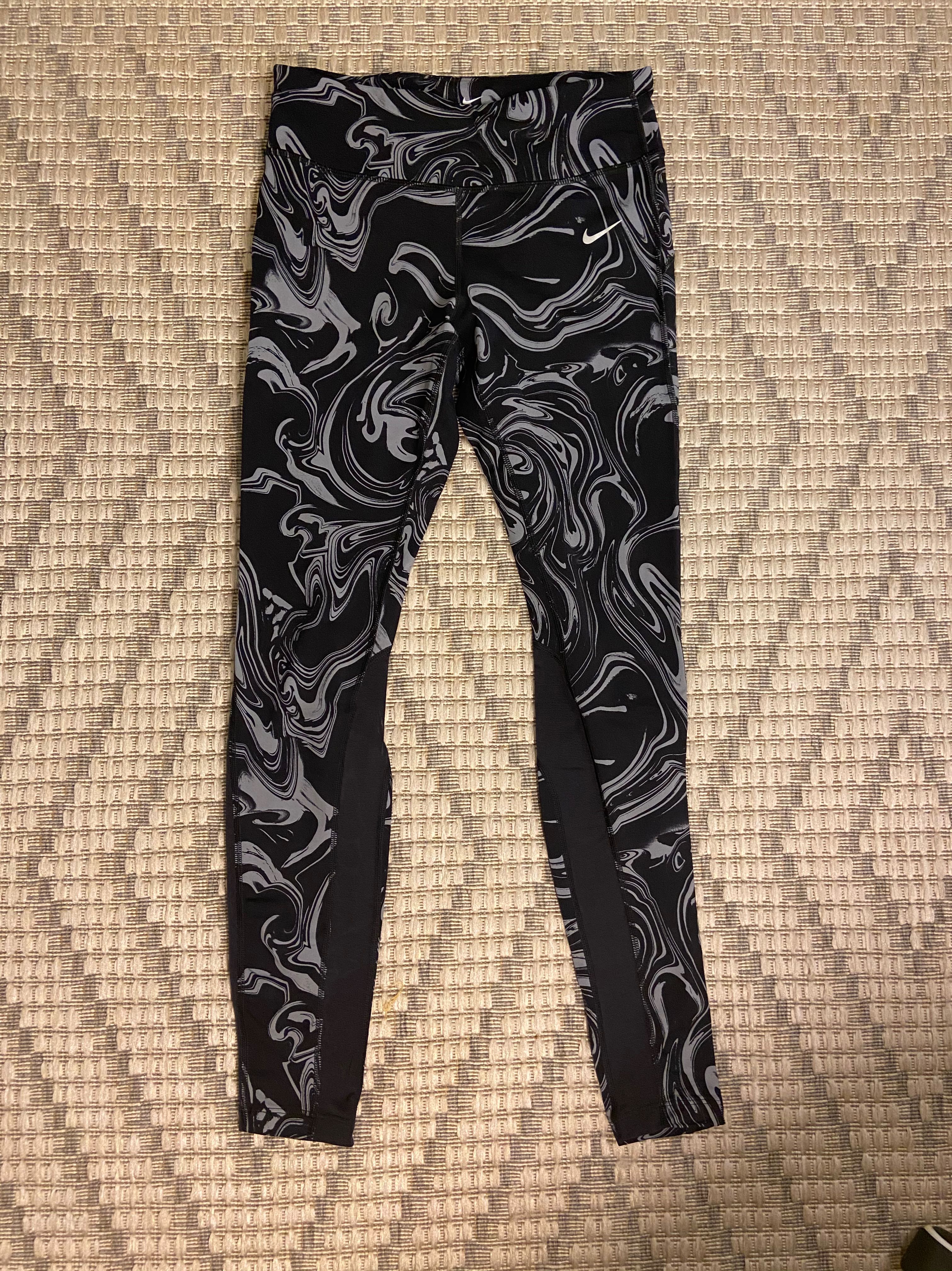 nike marble leggings