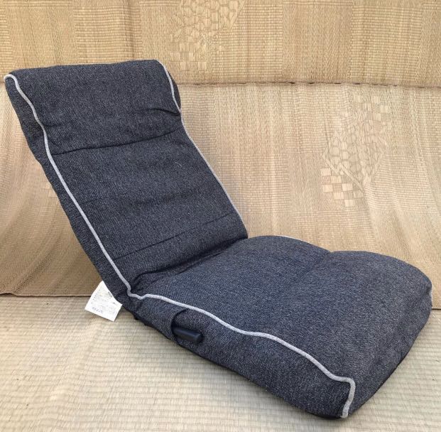 Nitori sales floor chair