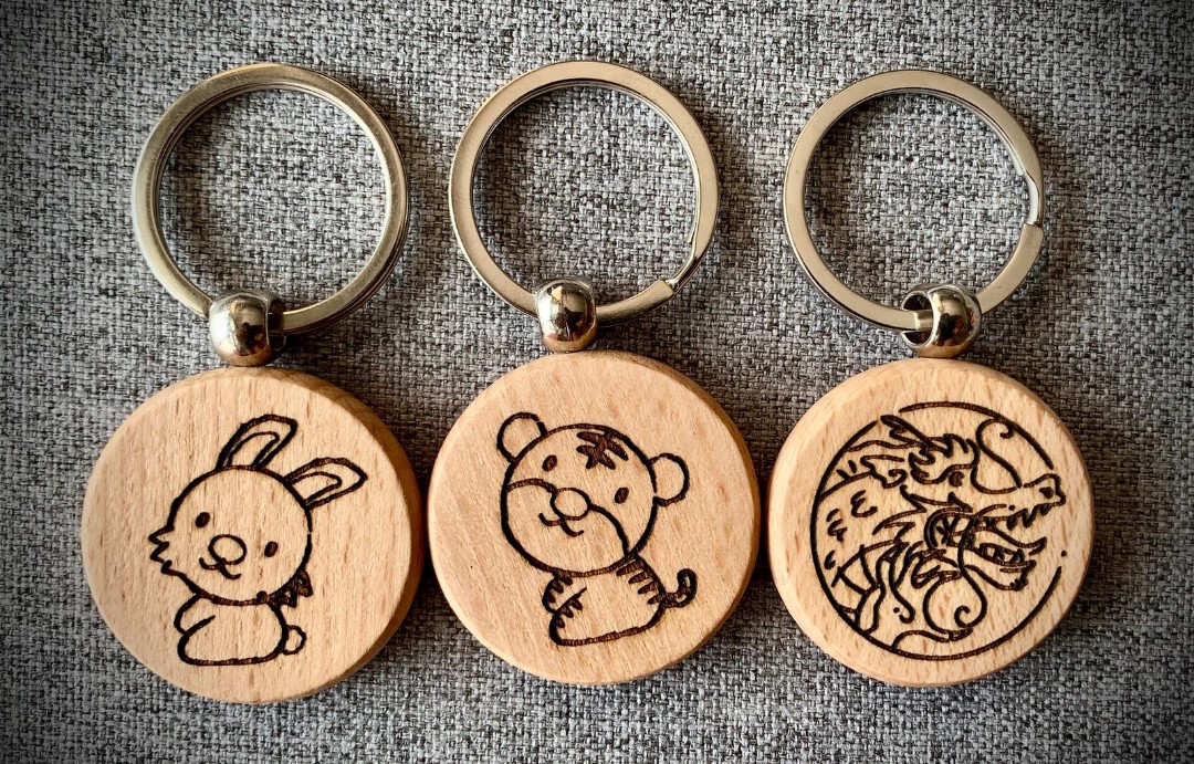 Keychain design shop with picture
