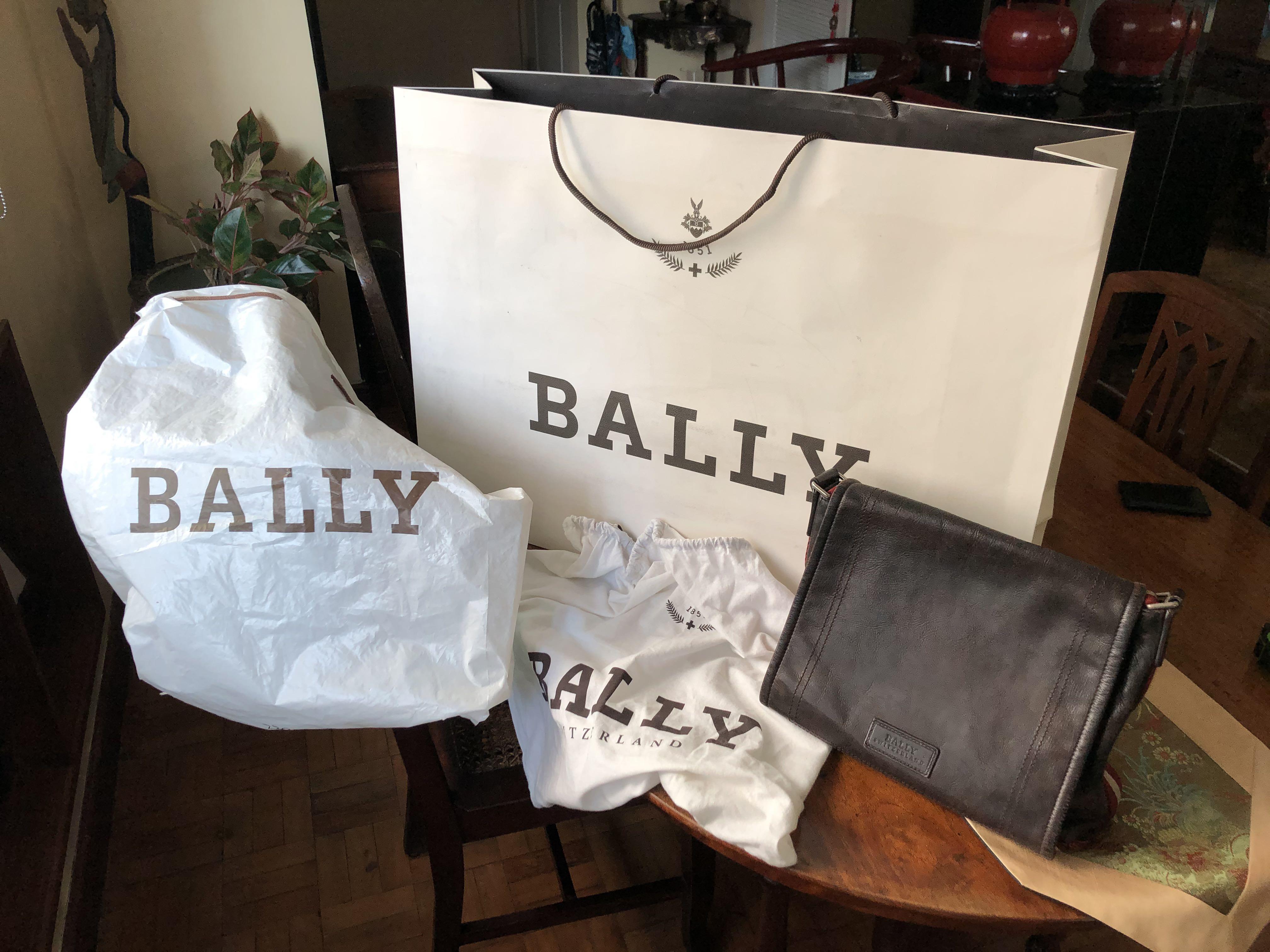 Pre-Loved BALLY Leather Messenger Bag (Category: Luxury Bags & Wallets) located in Mandaluyong City. Submitted by rigel.rempola (Listing ID 1060910988, Image 1). Description: Authentic pre-owned BALLY calf skin leather messenger bag including cloth dust bag, plastic cover bag, large paper bag, authenticity cards, and original price tag from Duty Free Philippines. All hardware is intact; the interior lining of the bag is intact and undamaged; the 
