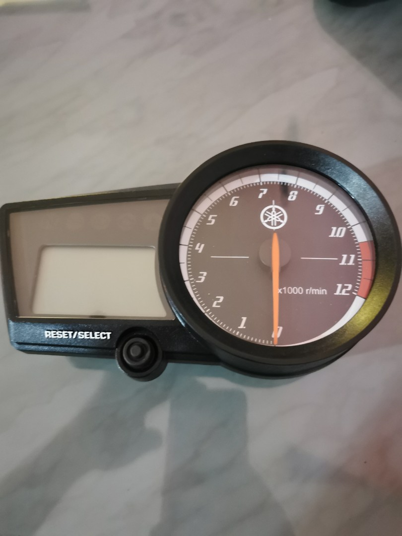 r15 v3 speedometer price