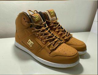 Sepatu boot Dc brown