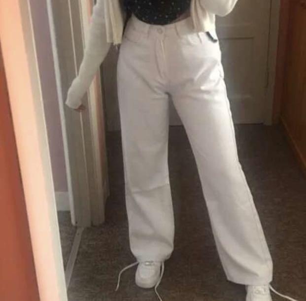 White clearance baggy jeans