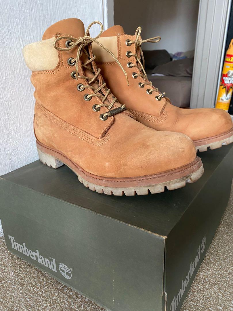 Timberland boots size 10.5 Men s Fashion Footwear Boots on