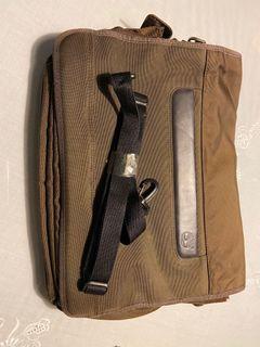 Timberland laptop sling bag