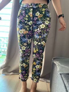 (Category: ) located in . Submitted by sellinpreloved (Listing ID 1060967777, Image 1). Description: .
