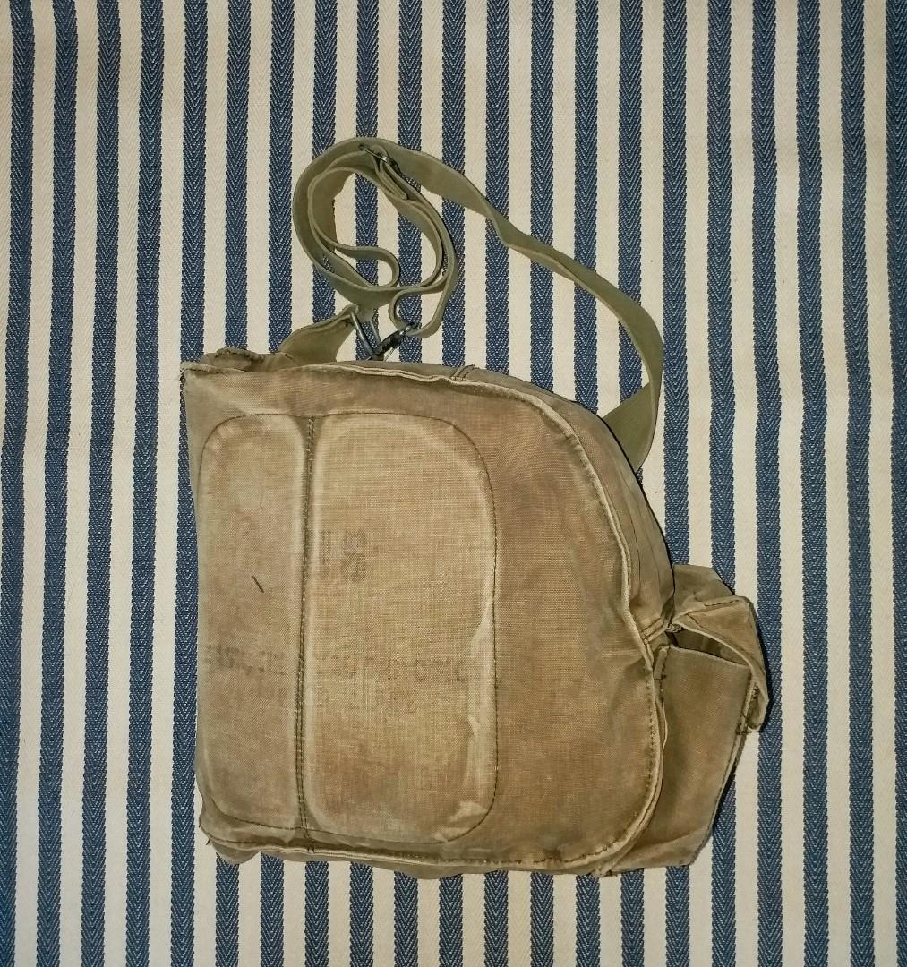 1950s Vintage Us Army M17a1 Gas Mask Bag Tidyformoney 男裝 袋 腰袋 手提袋 小袋 Carousell 1950s Vintage Us Army M17a1 Gas Mask Bag Tidyformoney 男裝 袋 腰袋 手提袋 小袋 Carousell