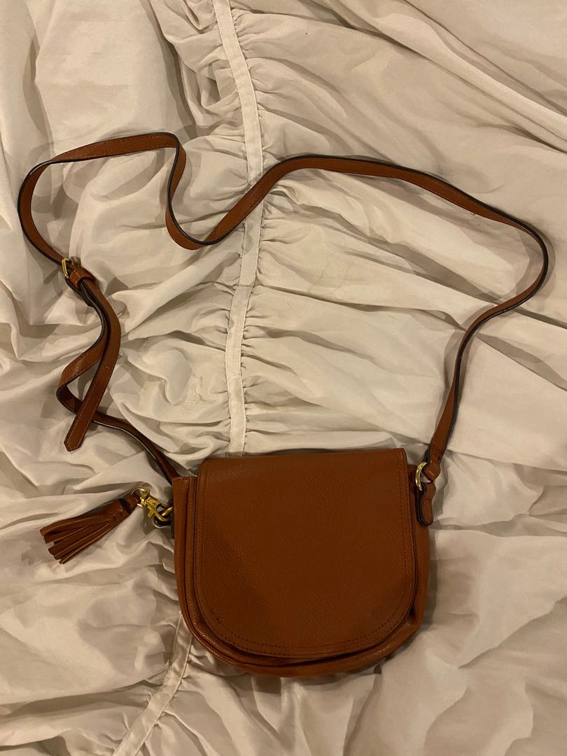 Old navy hotsell sling bag
