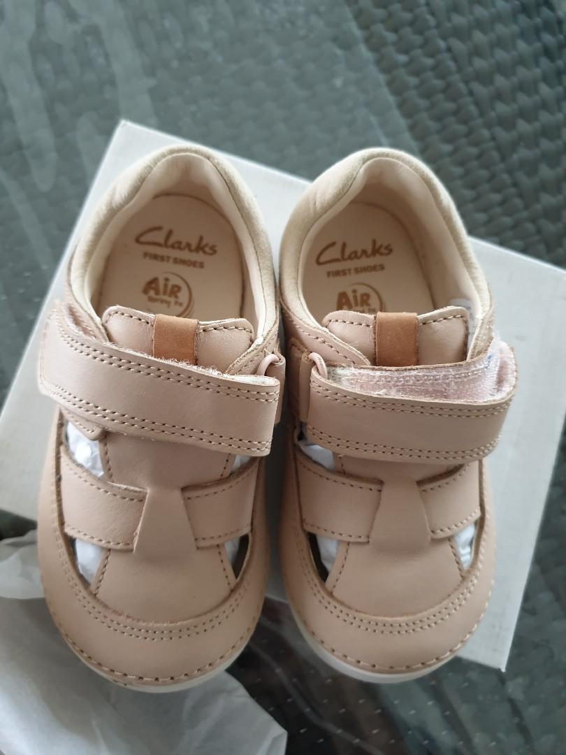 Clarks first shoes toddler shoe size 22 