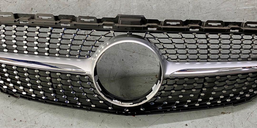 Diamond Grill (Mercedes W205), Car Accessories, Accessories on Carousell