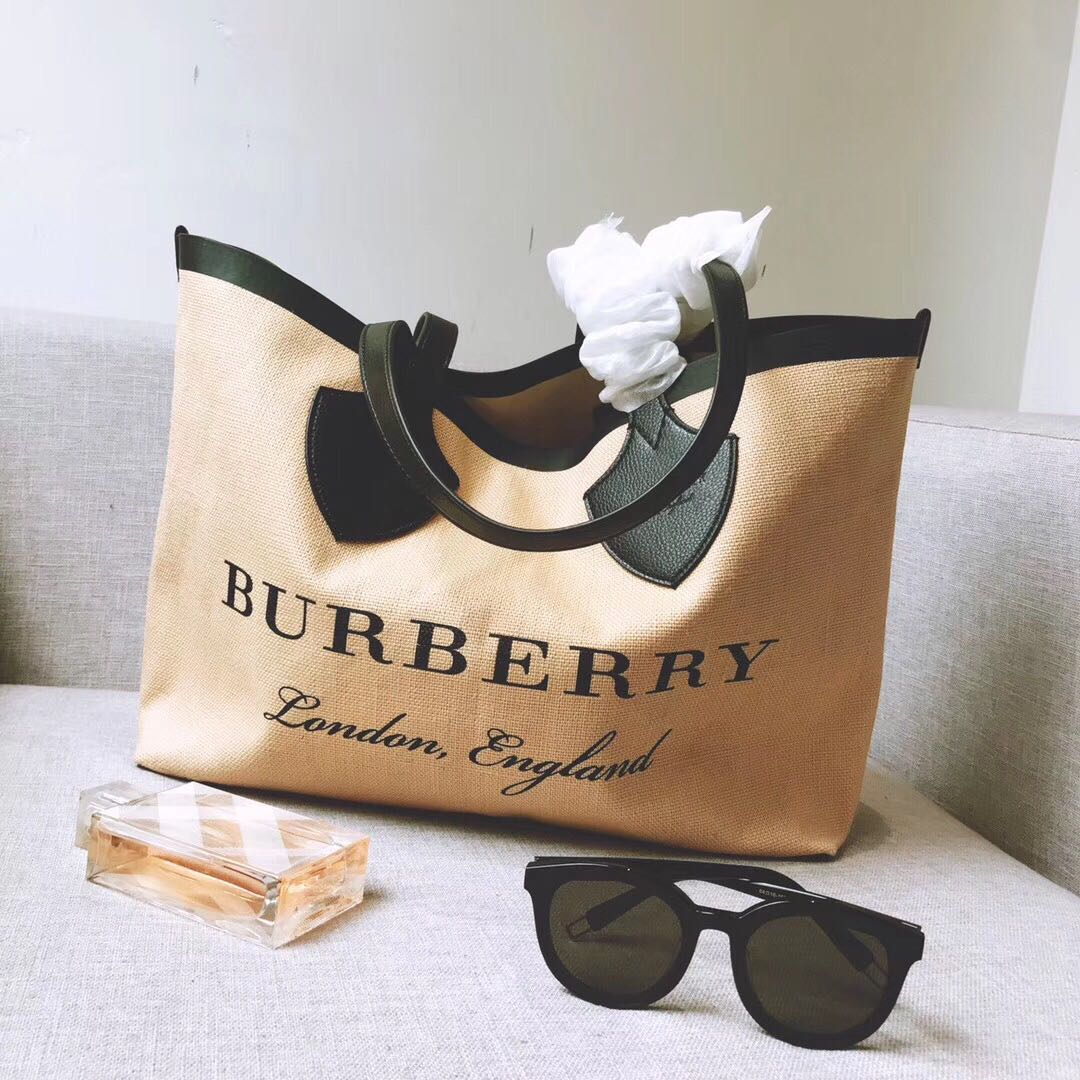 Factory Outlet Authentic Burberry Canvas Tote Bag, Women's Fashion, Bags &  Wallets, Tote Bags on Carousell