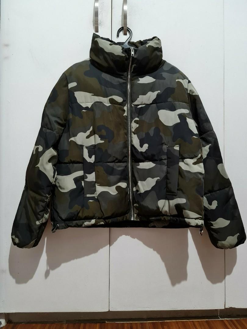 Camo puffer jacket h&m 2025