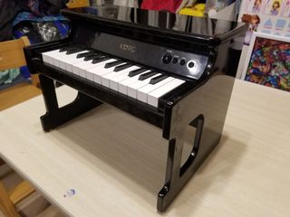 （分類：）位於 。 由 insofaras 提交（商品編號 1061281678，圖片 1）。簡介： 。
