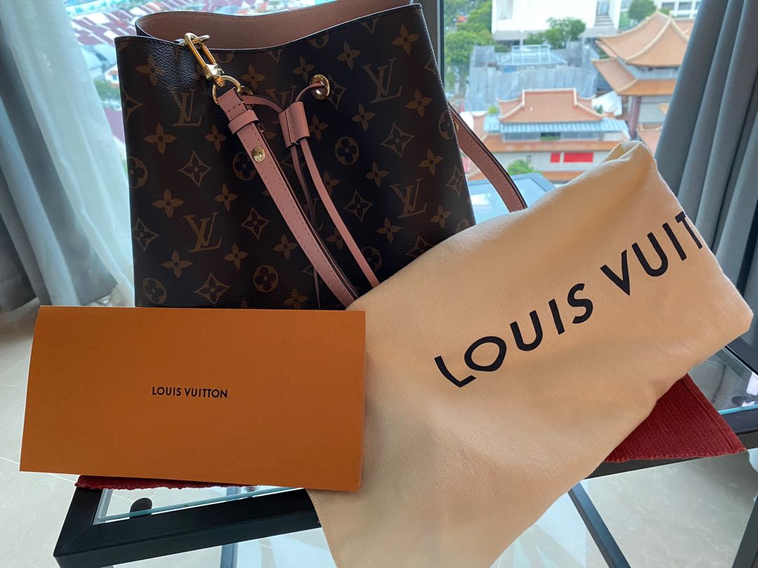 Second Hand Louis Vuitton backpack calvin klein re lock round bp w pckt sm  k60k608557 pfc Bags, small Key bucket bag