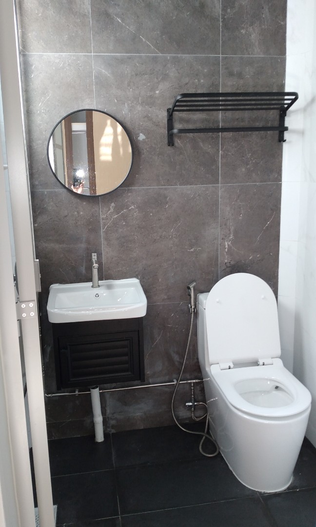 (Category: ) located in . Submitted by aishaong (Listing ID 1061126864, Image 1). Description: .