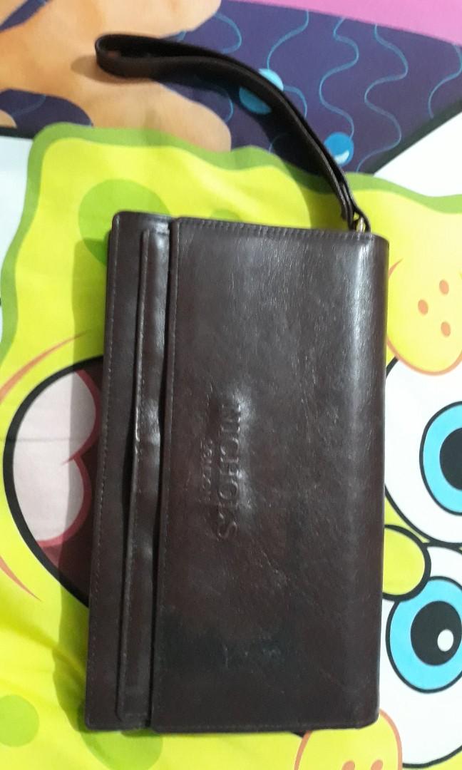 Nichols London Harvey Nichol Wrislet Women S Fashion Bags Wallets Clutches On Carousell