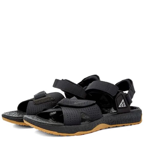 Nike acg air deschutz off hotsell noir