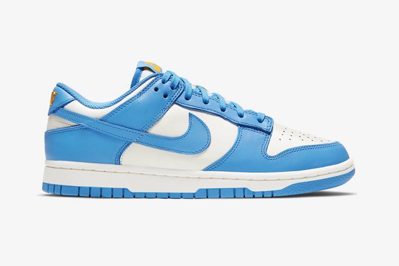 nike dunk low unc