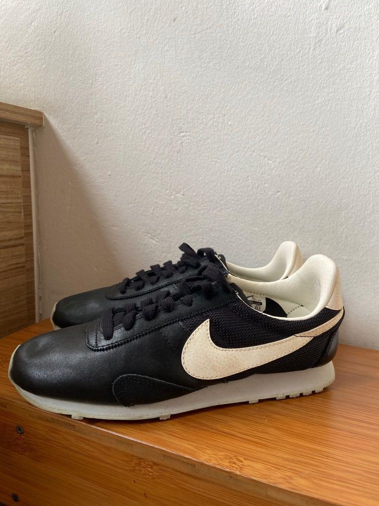 black leather nike trainers womens