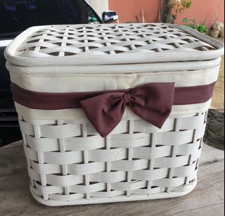 (Category: ) located in . Submitted by mama.sells (Listing ID 1061157148, Image 1). Description: .