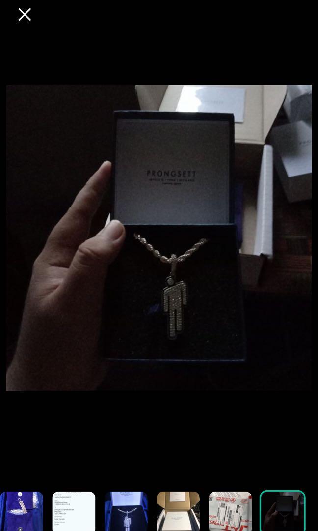 Billie eilish lock necklace deals