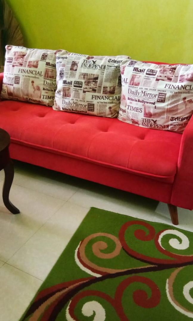 Sofa second 3 seater mahony, rangka kayu solid, Perabotan Rumah di