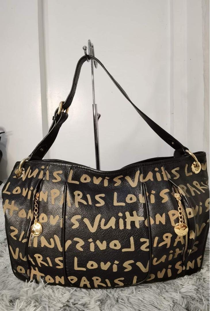 Stephen Sprouse 2001 LV Galliera (Category: Luxury Bags & Wallets) located in Makati City. Submitted by geeos (Listing ID 1061208141, Image 1). Description: Authenticity not guaranteed. Pure leather. Rare item.