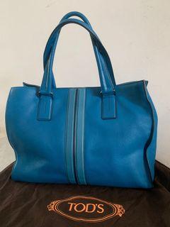 Tods Bag Women S Fashion Carousell Singapore Check out our tods bag selection for the very best in unique or custom, handmade pieces from our bags & purses shops. carousell