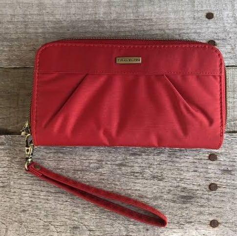 Travelon clutch wallet Clearance