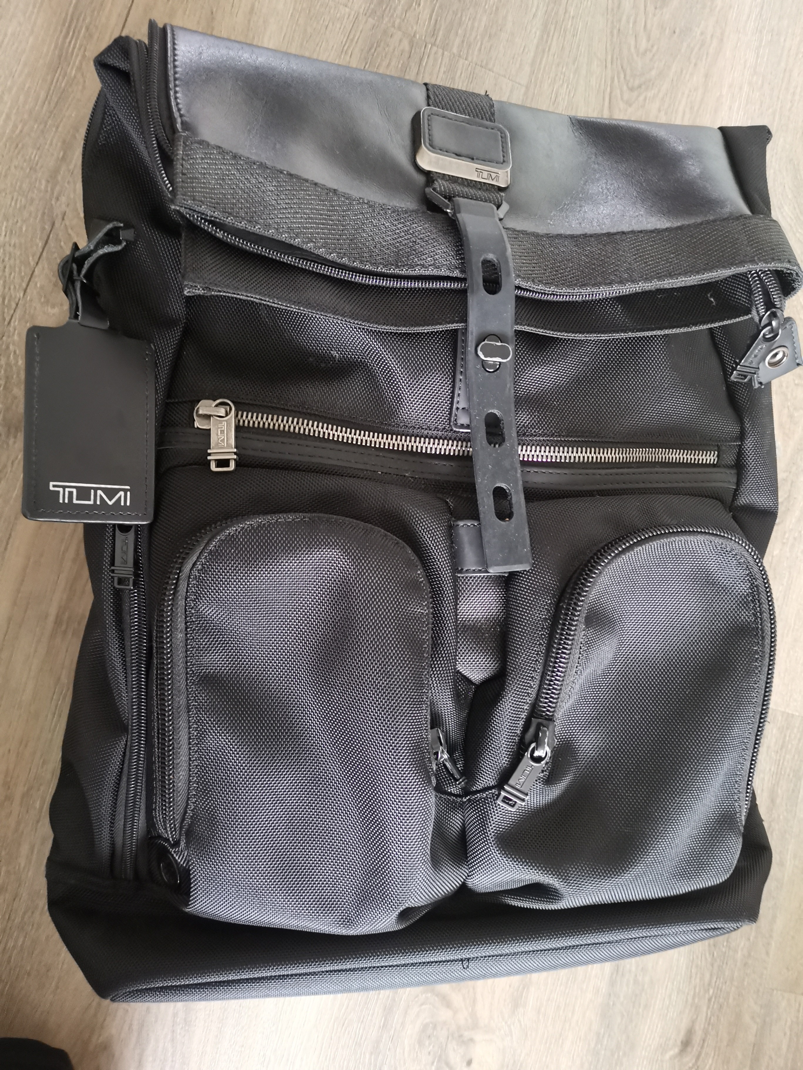 lance backpack tumi