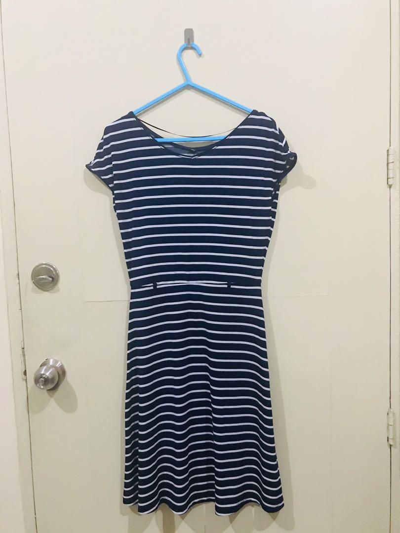 Uniqlo Blue & White Strap Dress (Category: Dresses) located in Manila. Submitted by tanraychsb (Listing ID 1061126709, Image 1). Description: Uniqlo Blue & White Stripe Dress ✅ Size S but fits up to medium frame (Fabric is stretch) ✅ USED 1-2x only but IN GOOD CONDITION (Dress itself has NO ISSUES/ FLAWS/ STAINS/ HOLES). Waist string/ belt lost but can be worn without it ✅ Can be for Casual/ Office Attire ✅ ACTUAL PHOTO POSTED ✅ Bought at P790, S