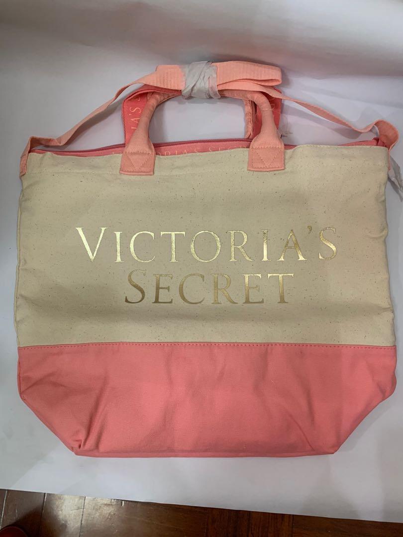 Victoria’s Secret Bag (Category: Beach Bags) located in Quezon City. Submitted by ka.tan (Listing ID 1061187363, Image 1). Description: Brand New Brand: Victoria’s Secret Color: Pink $78 original price.