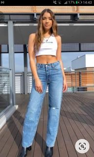 (Category: ) located in . Submitted by edgyclothes.declutt (Listing ID 1061150664, Image 1). Description: .