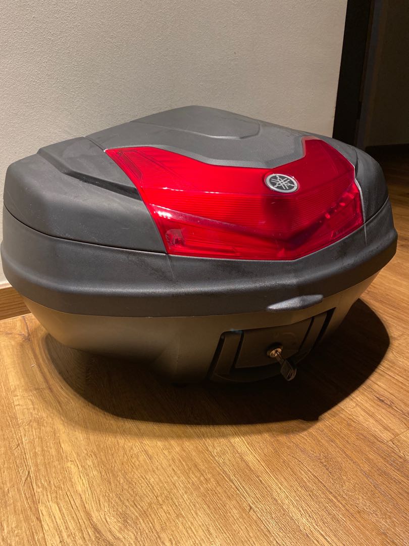 Original Yamaha Motorcycle Top Box 56L, Motorcycles, Motorcycle