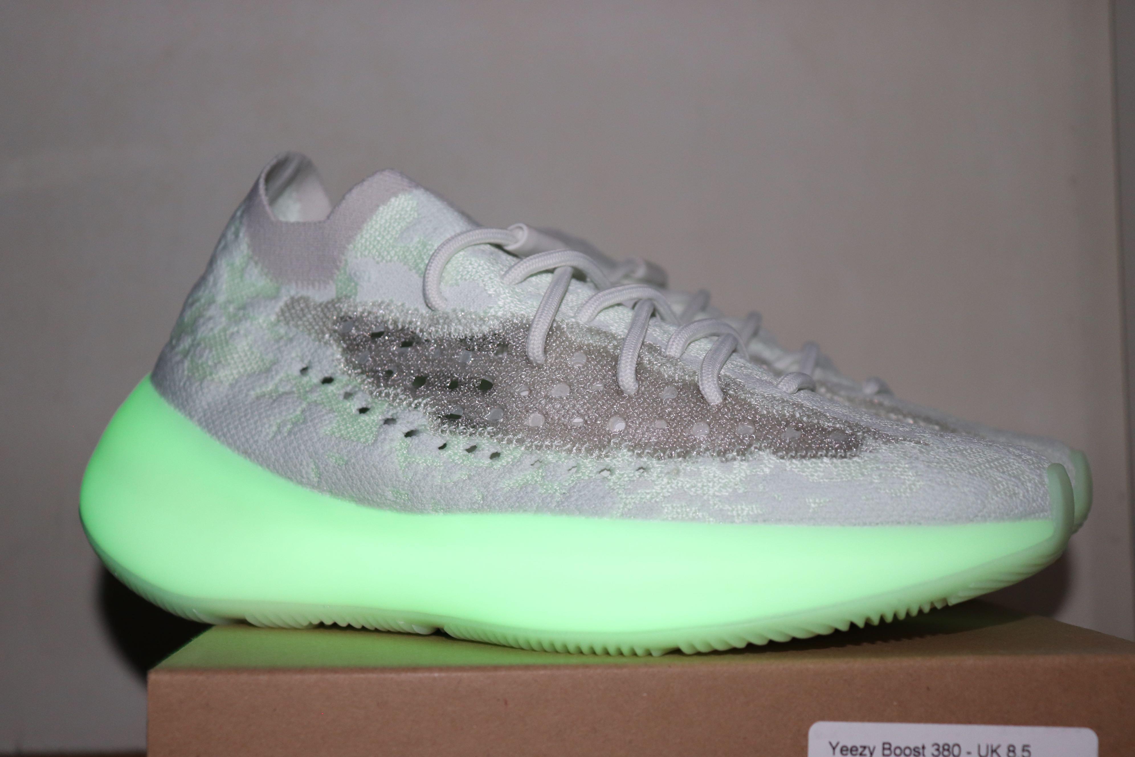 Yeezy 2025 380 gid