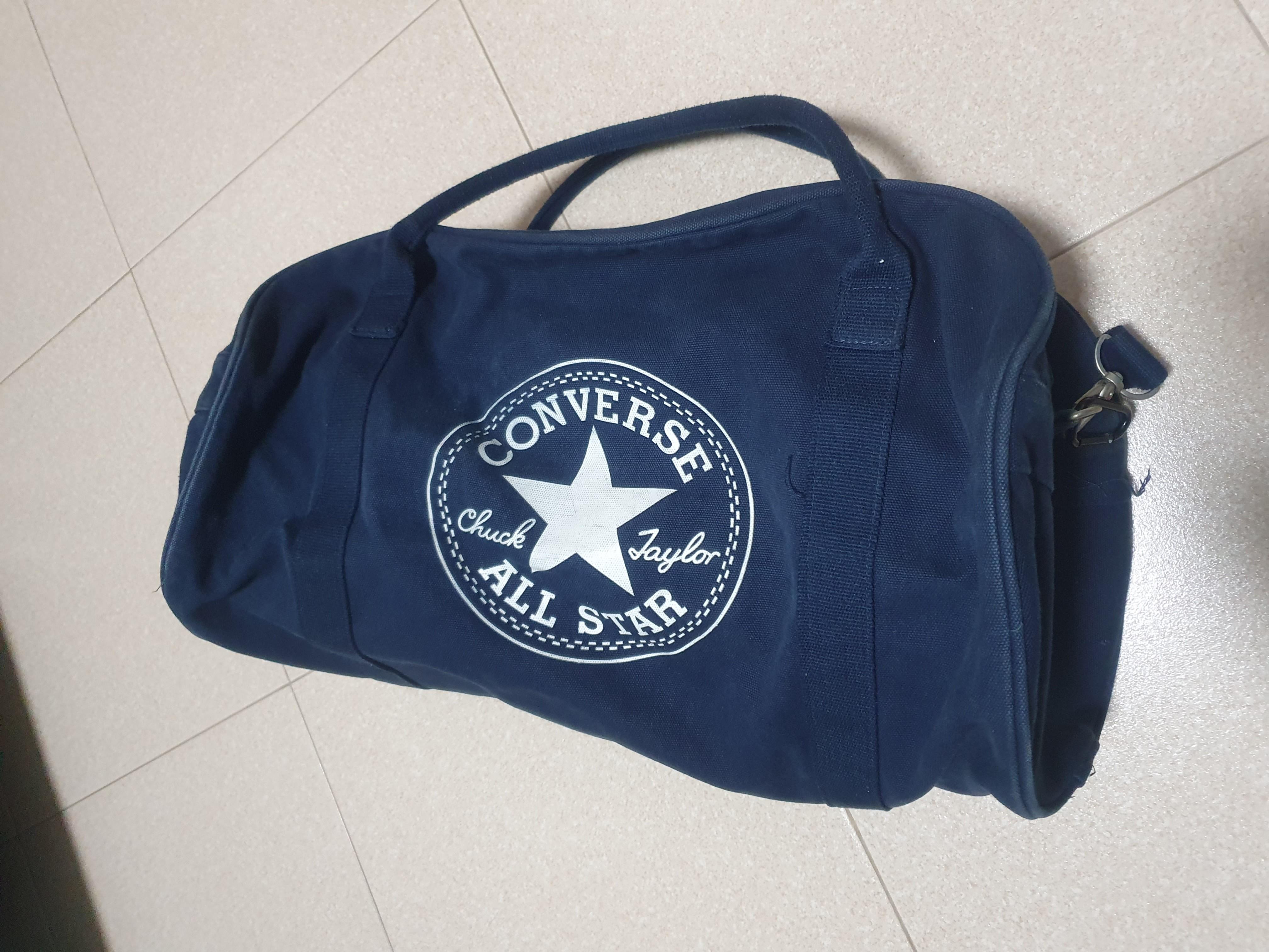 Authenic Converse Duffle Bag (Navy Blue), Men's Fashion, Bags, Belt