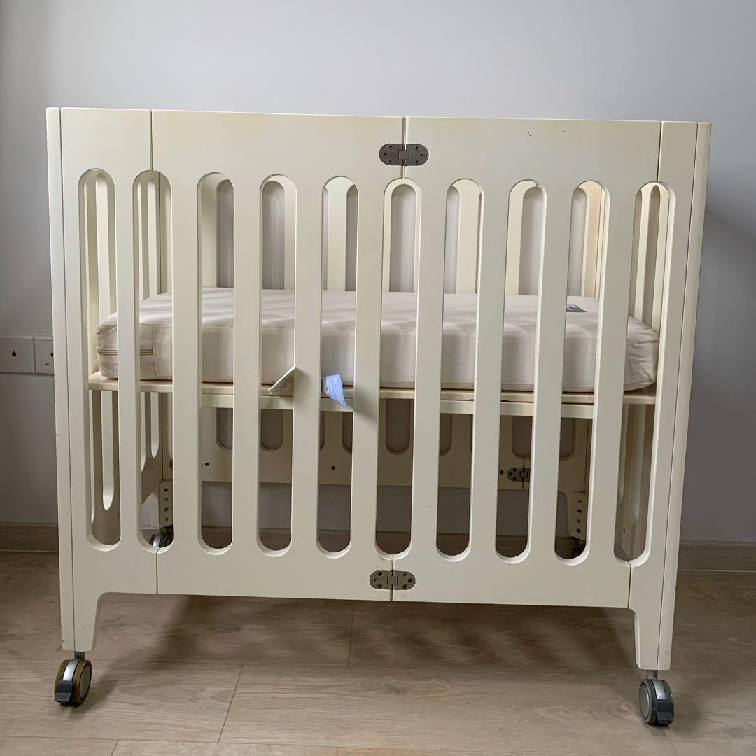Bloom Alma Mini Crib (free baby cot), Babies & Kids, Baby Nursery