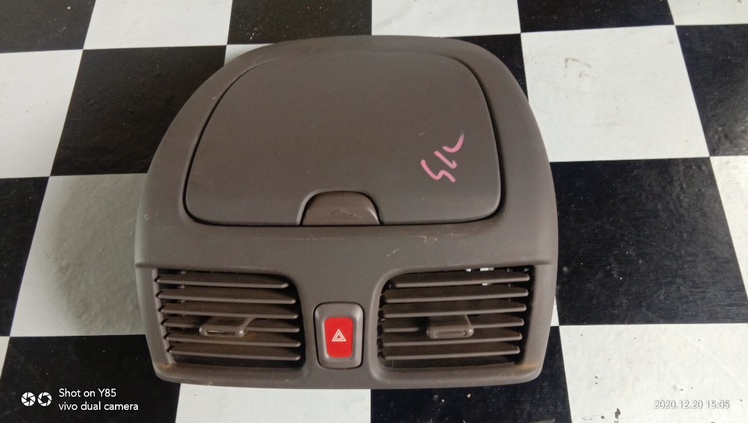 Nissan pulsar n16 online top dash tray