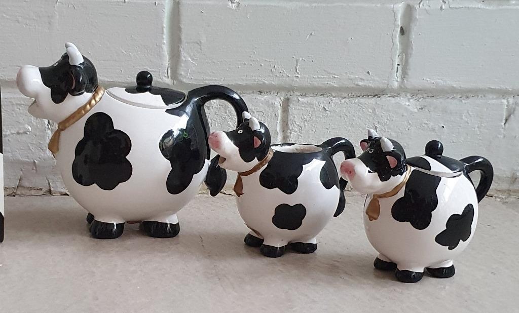 Cow tea deals kettle