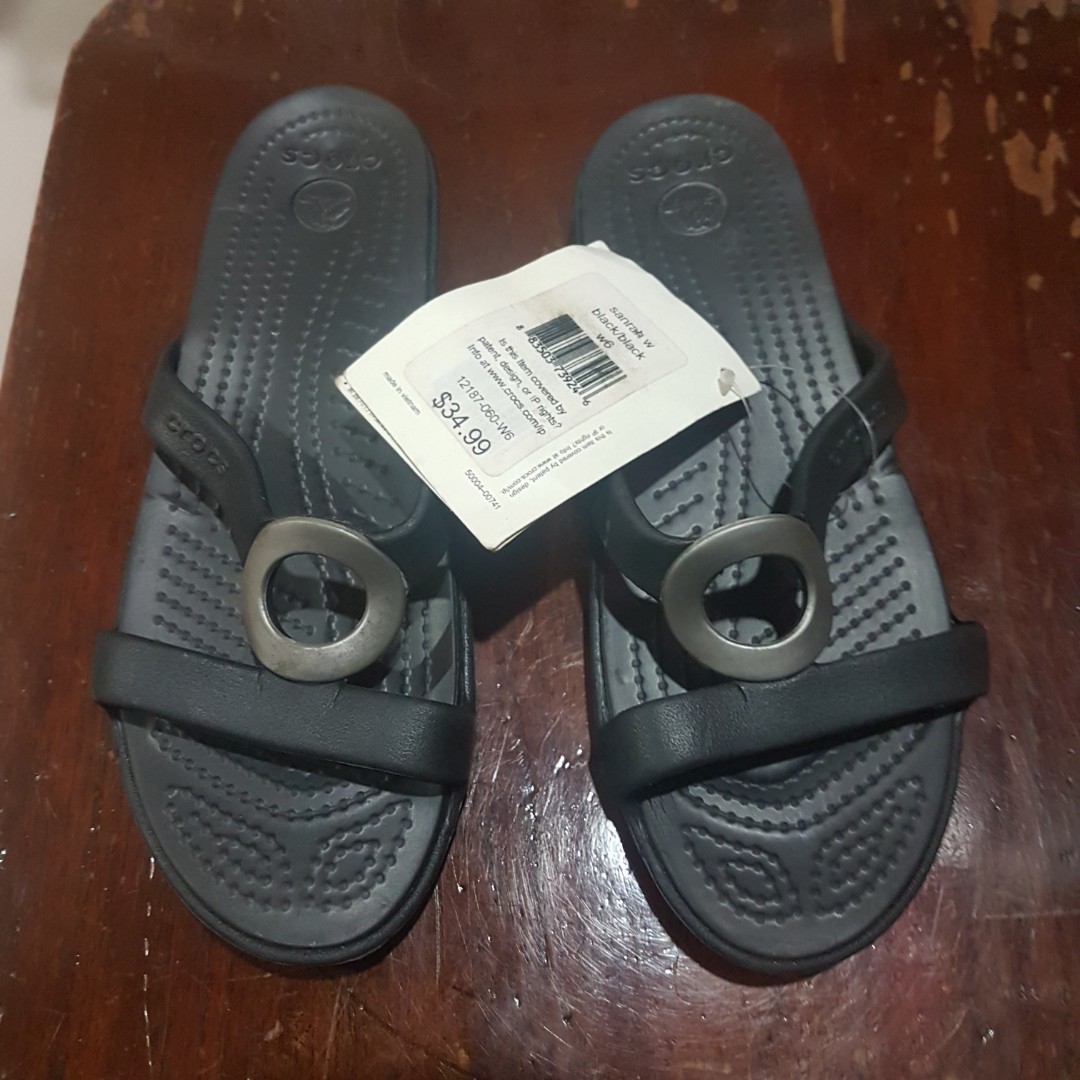 crocs women's sandals